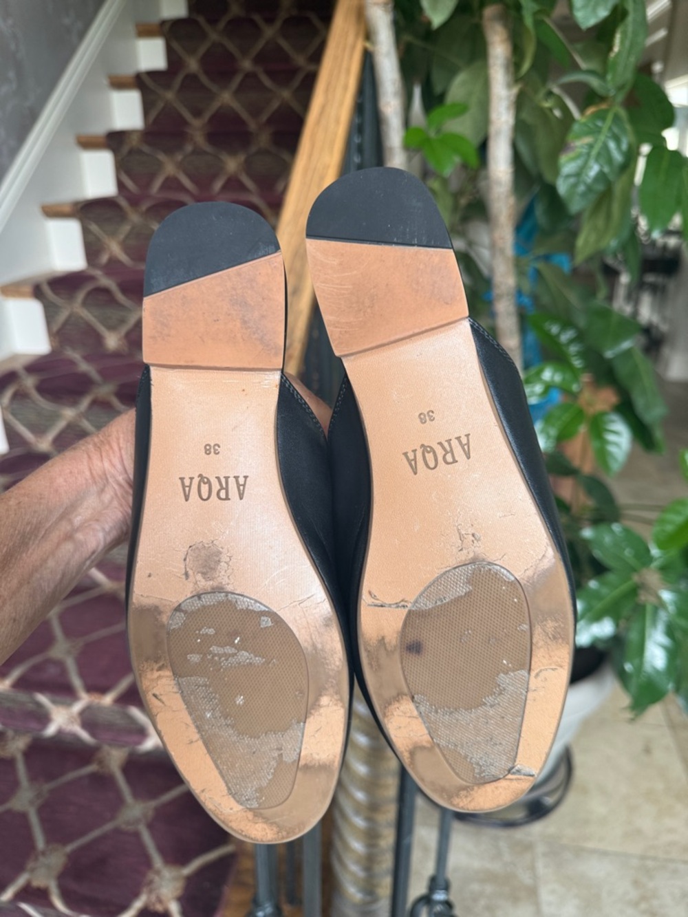 ARQA ladies, black leather mules, very good condition US size 8 - Picture 9 of 12